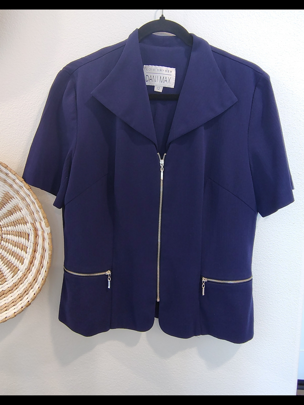 Dani Max Women's Navy Short-Sleeve Zip Blazer